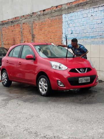 Carro Nissan march