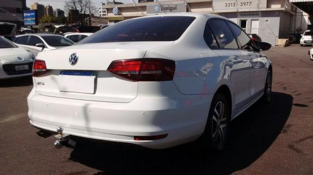 VOLKSWAGEN JETTA COMFORTLINE 2.0 TIP FLEX Branco 2015/2016 - Foto 4
