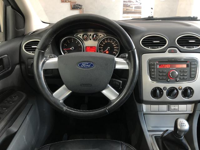 Focus 1.6 GLX 2012 , excelente estado - Foto 8