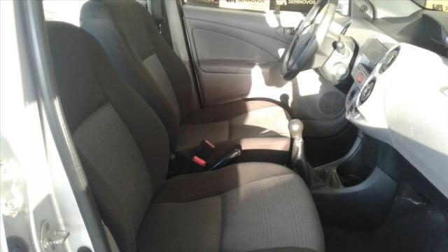 TOYOTA ETIOS 1.3 16V FLEX 4P MANUAL - Foto 8
