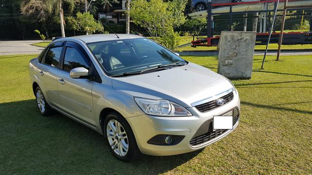 Focus sedan excelente estado - Foto 3