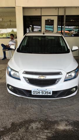Revanche Autos Ônix LTZ automático