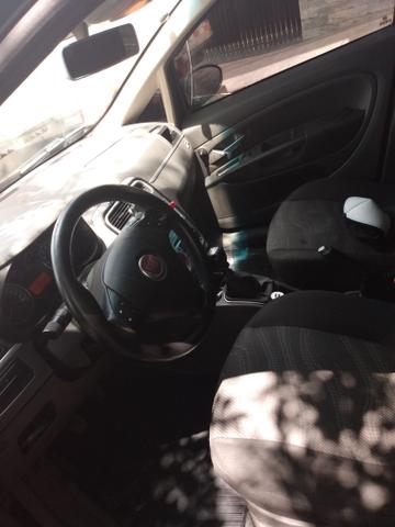 Vendo ou troco por carro do meu interesse para assumir dívida - Foto 3