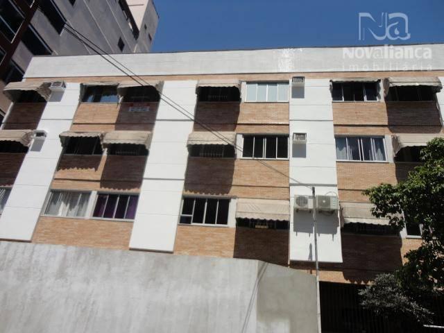 Apartamento com 2 dormitórios à venda, 70 m² por R$ 220.000 - Jardim Camburi - Vitória/ES
