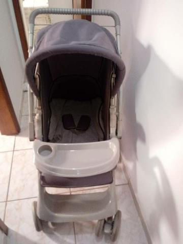 Carrinho de bebê marca galzerano
