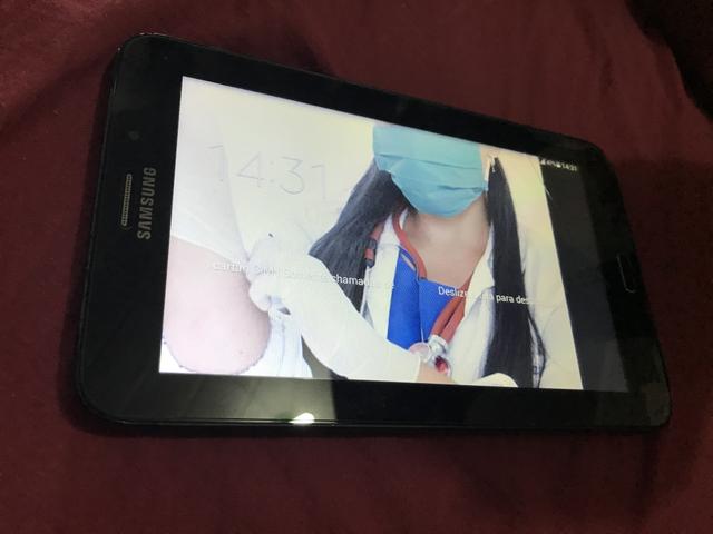 Tablet Samsung com um trincado