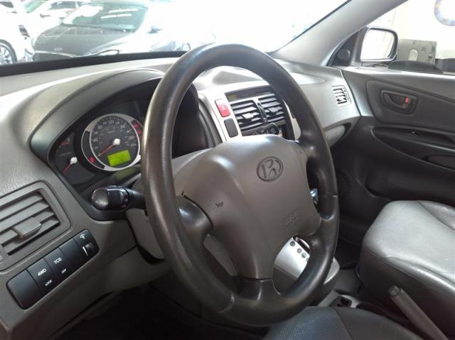 HYUNDAI TUCSON 2.7 MPFI GLS 24V 175CV 4WD GASOLINA 4P AUTOMÁTICO - Foto 3