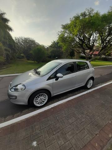 Fiat Punto Essence 1.6 Automatizado. 2013