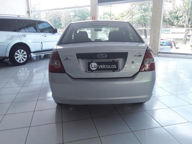 Fiesta 1.6 Sed Flex - Foto 6