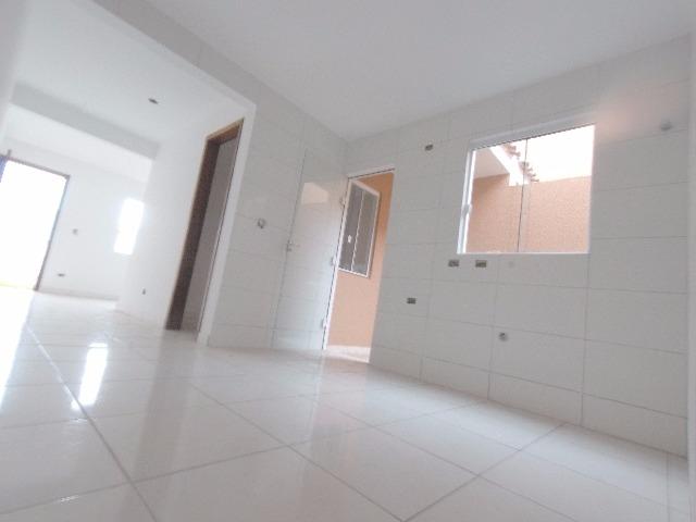 Linda casa com dois quartos e documentação inclusa, preparação para ático - Foto 2