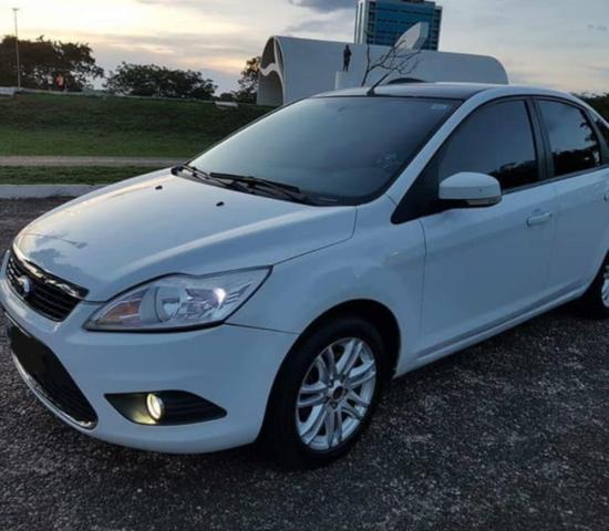 Ford Focus Sedan GLX 1.6 Flex completo