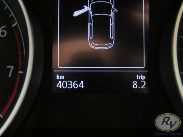 GOLF 2015/2016 1.6 MSI COMFORTLINE 16V TOTAL FLEX 4P MANUAL - Foto 8