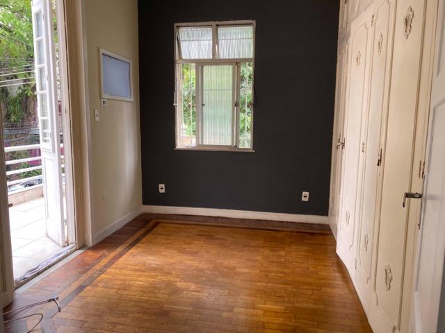 Tijuca - Ótima Casa, 3 quartos em rua tranquila - Foto 10