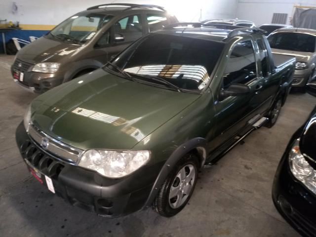 Fiat Strada Adventure com GNV