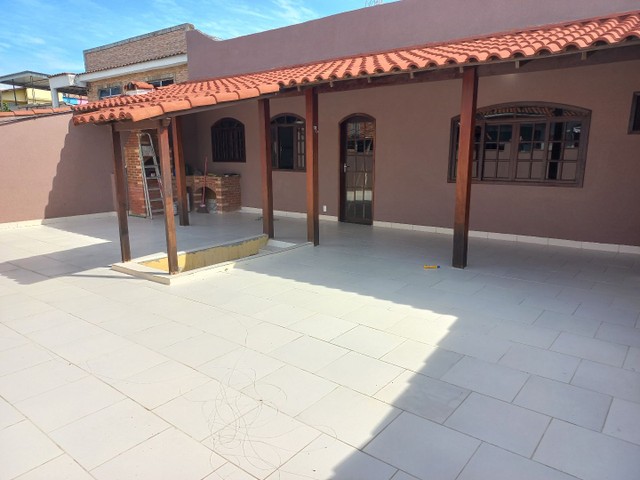  Vende-se linda casa