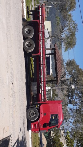 CAMINHÃO
