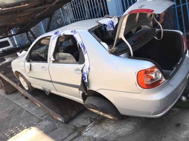 Sucata Siena ELX Flex 2005 /2005 - Foto 5