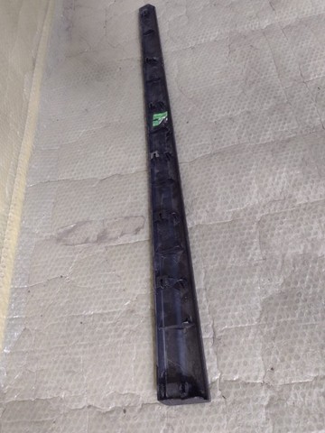 Moldura Inferior Porta Dianteira esquerdo Gm Onix Activ 2017 a 2019 - Foto 2
