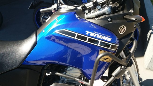 XTZ 250 TÉNÉRÉ 2015  APENAS 33 MIL KM, MANUAL E CHAVE RESERVA 