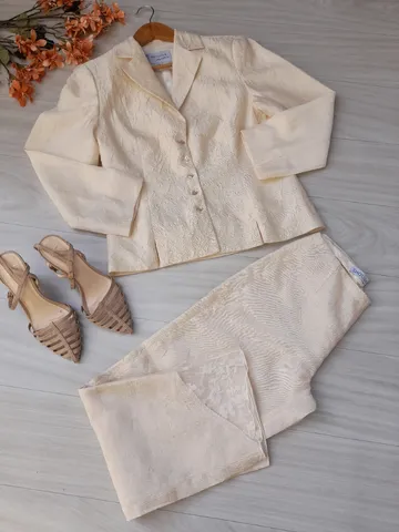 Conjunto Blazer em linho amassado da SHOULDER