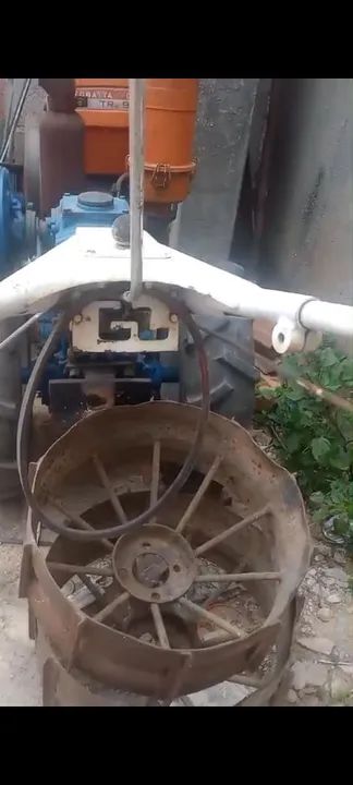 Tobata - Trator  - Foto 6