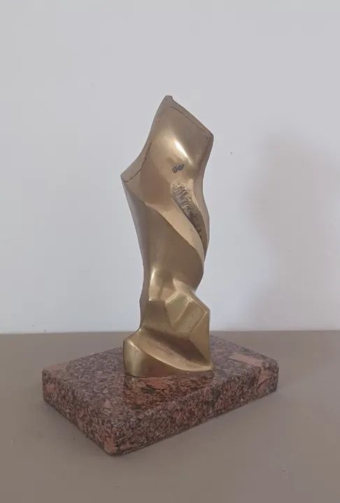 Escultura abstrata em bronze Maciço - 18 cm - Foto 5