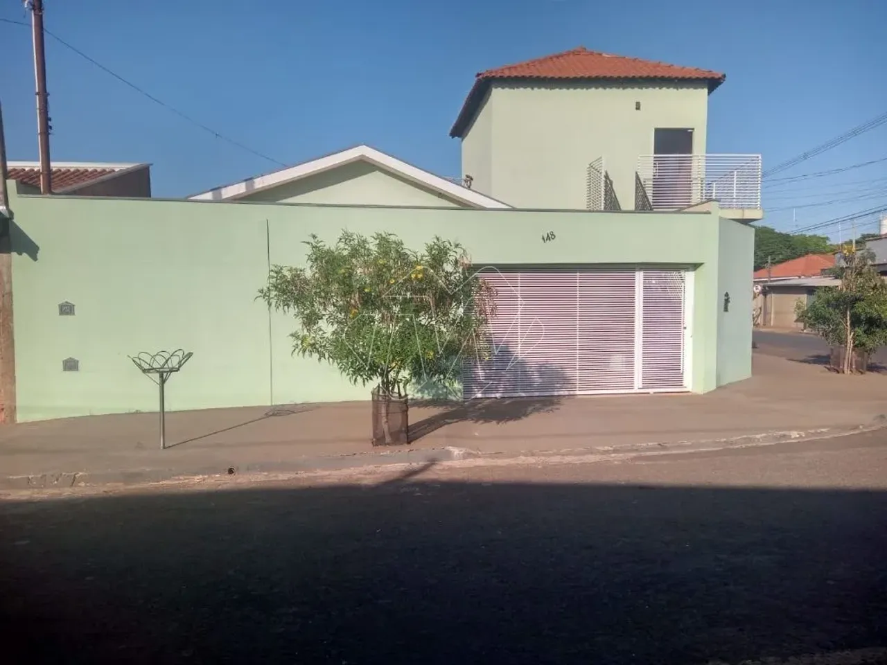 Venda de Casas / Padrão na cidade de Santa Lucia