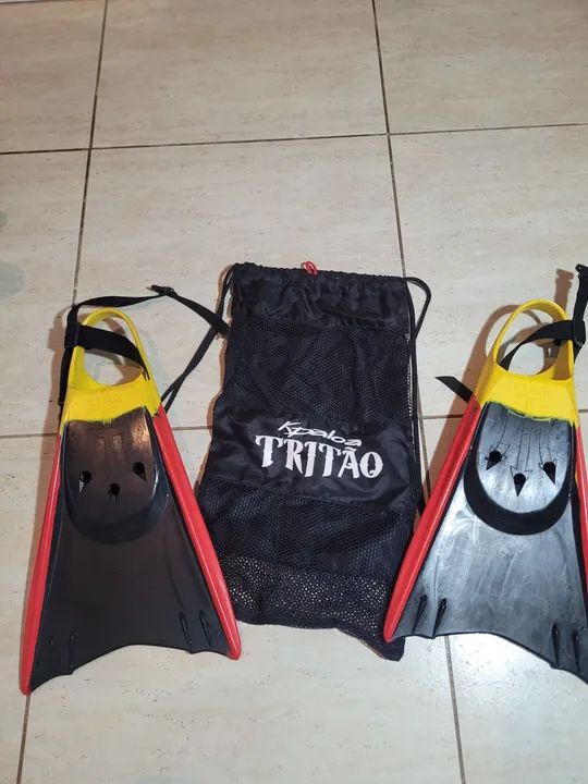 Par de nadadeiras Tritão Kpaloa -  tamanho L - Foto 2