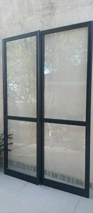 Porta Janela de Correr em Alumínio e Vidro/1,47×2,28