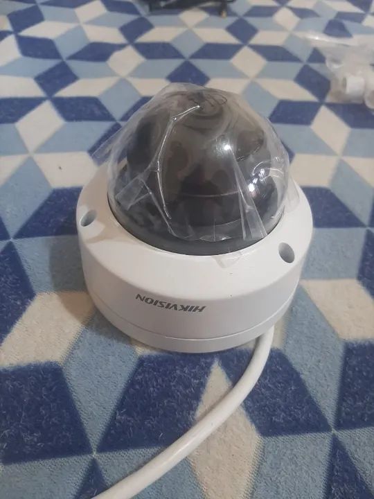 Câmera IP Hikvision Ultra Series AcuSense Câmeras e Filmadoras Vila