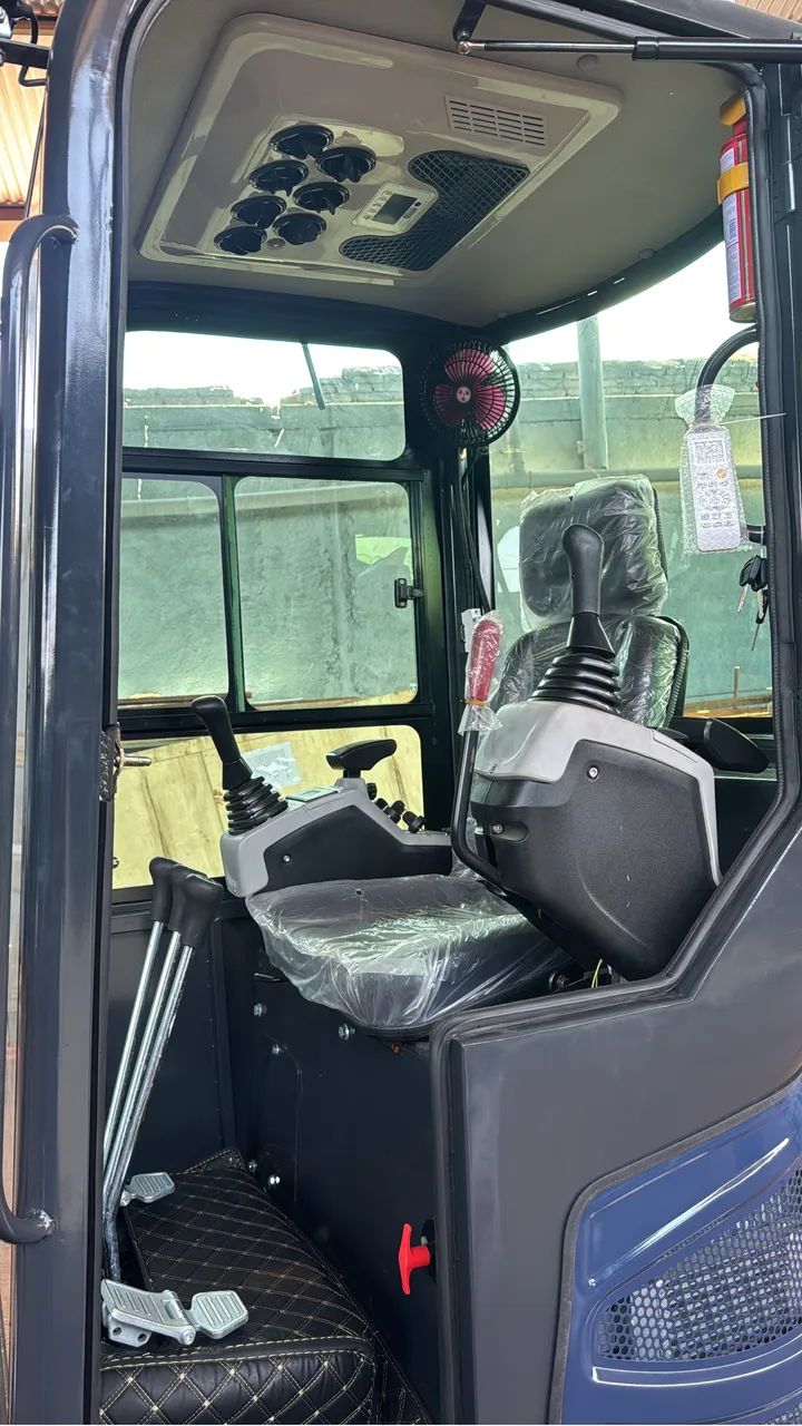 MINI ESCAVADEIRA  - Foto 4