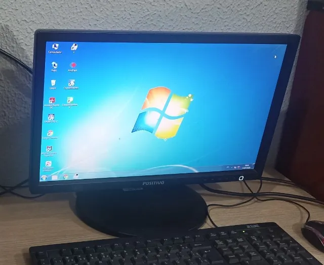 Monitor Positivo 19'