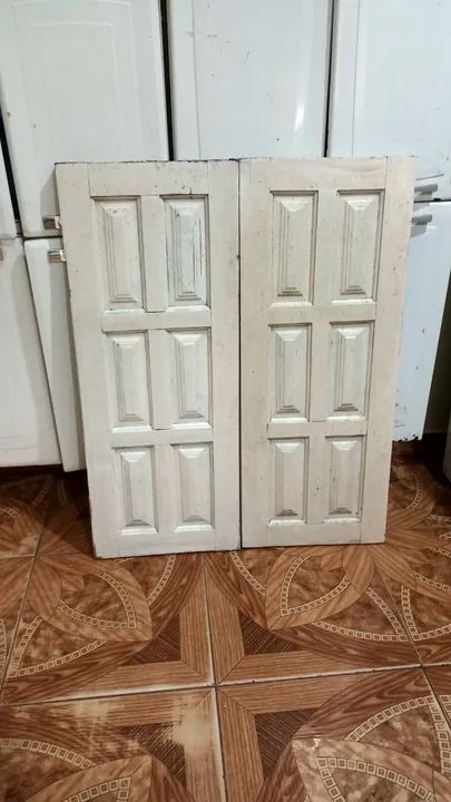 Janela de madeira com duela R$50 - Foto 2