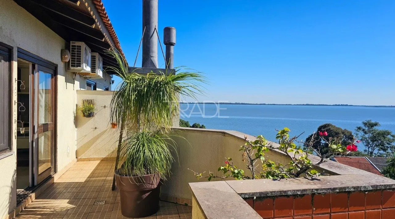 Cobertura com 2 dormitórios - Bairro VILA ASSUNÇÃO - Porto Alegre / RS