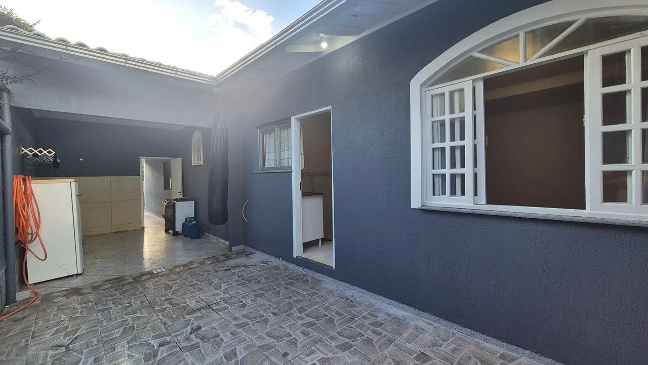 Alugo Casa 1 quarto no Rio Tavares-Pedrita-Refifi