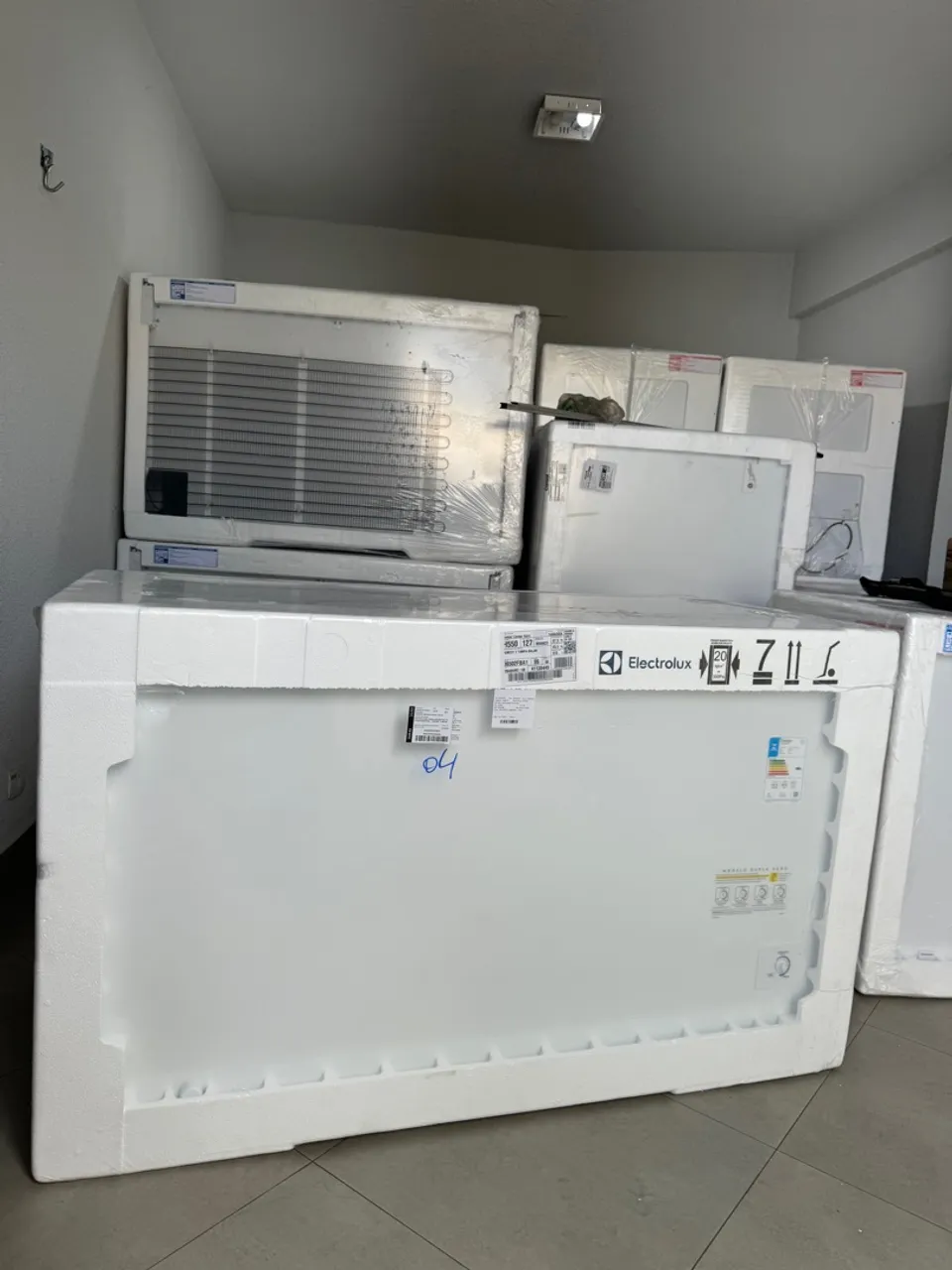 Freezer Horizontal Electrolux 513L Inverter Uma Porta (HI550) Novo