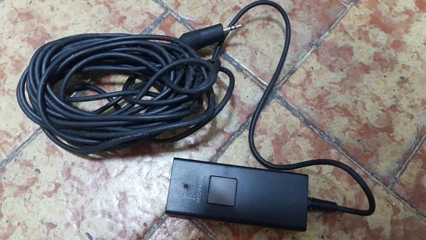 Controle remoto para filmadora antigo, não testado