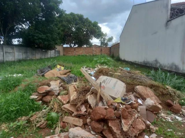 Vendo lote em Aparecida de Goiânia, rua asfaltada ksa dos dois lado. 100,000,00  - Foto 3