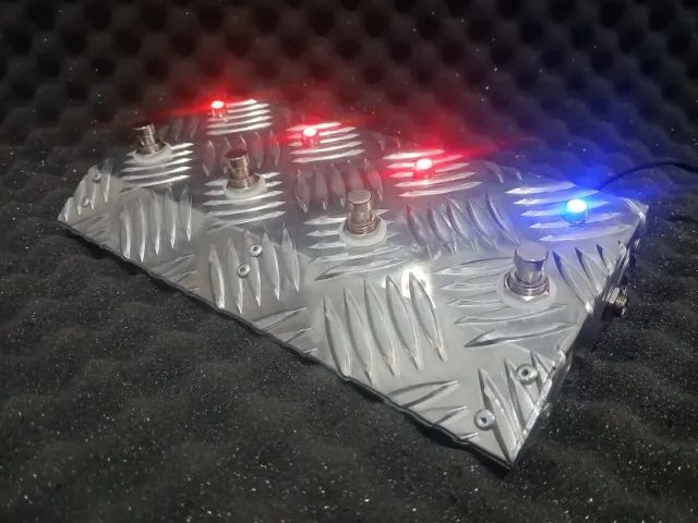 Pedal Triple Looper com Bypass Alumínio (Handmade).