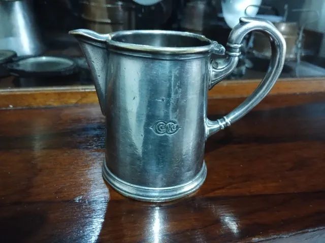 Antigo bule da marca Fraget 10cm (centenário)