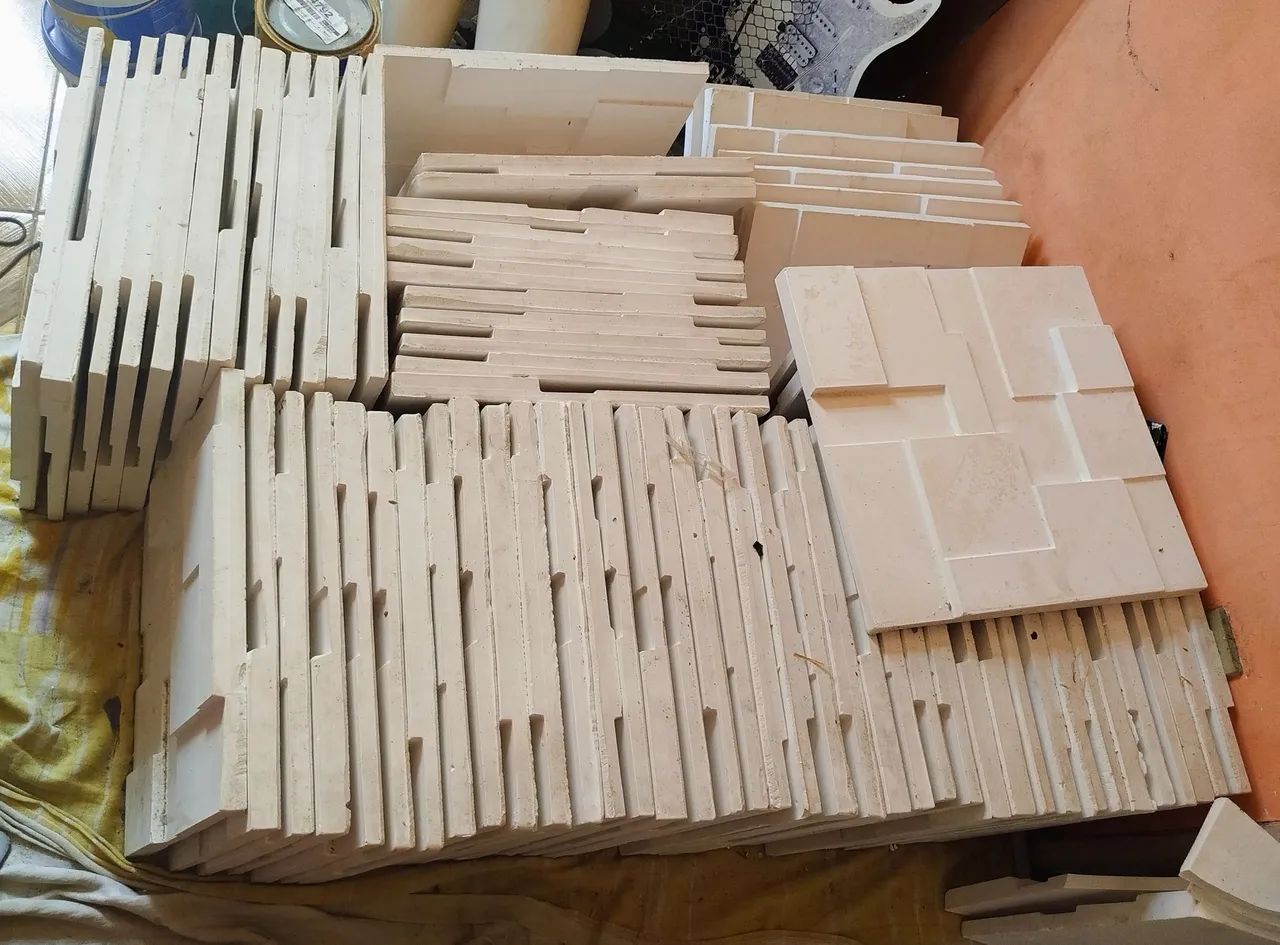 Gypsum Board 40x4064319325210371120