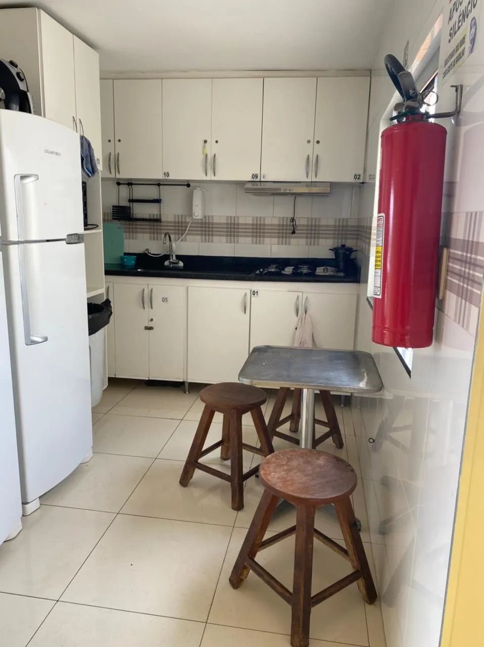kitnet mobiliada com áreas comuns compartilhadas Vila Santa Helena - Goiânia - GO - Foto 3
