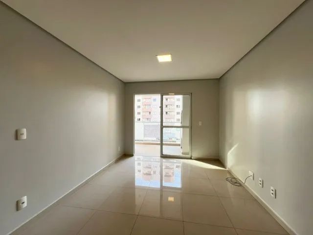 Apartamento pertinho do Brasão Avenida