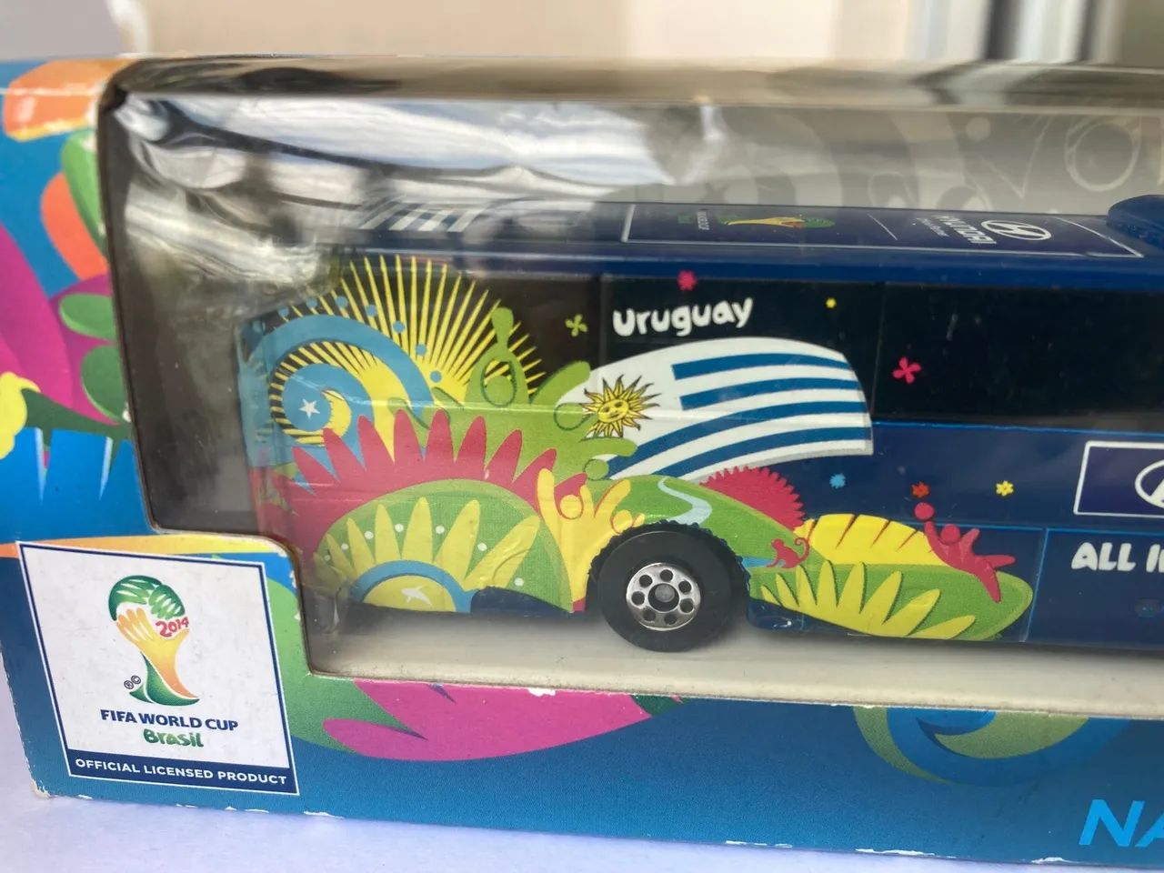 Miniatura Ônibus Uruguai Copa Do Mundo - Foto 4
