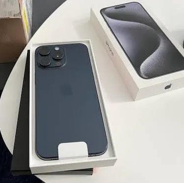 iPhone 15 Pro Max 512gb *NOVÍSSIMO* e ainda na garantia