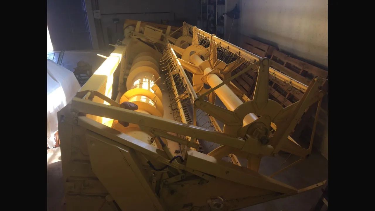 Colheitadeira 50-50 New Holland  - Foto 5