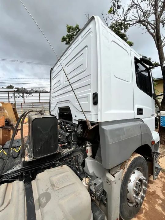 MB Axor 2544 6x2 - 2013 KM ORIGINAL - Foto 5