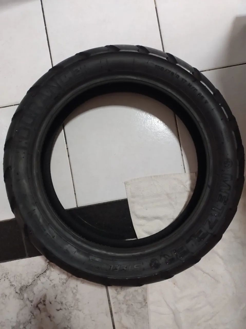 Pneu 150/70-17