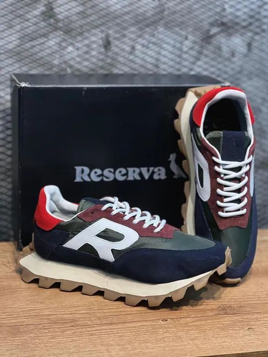 Tênis Casual Preto e Branco - Foto 2