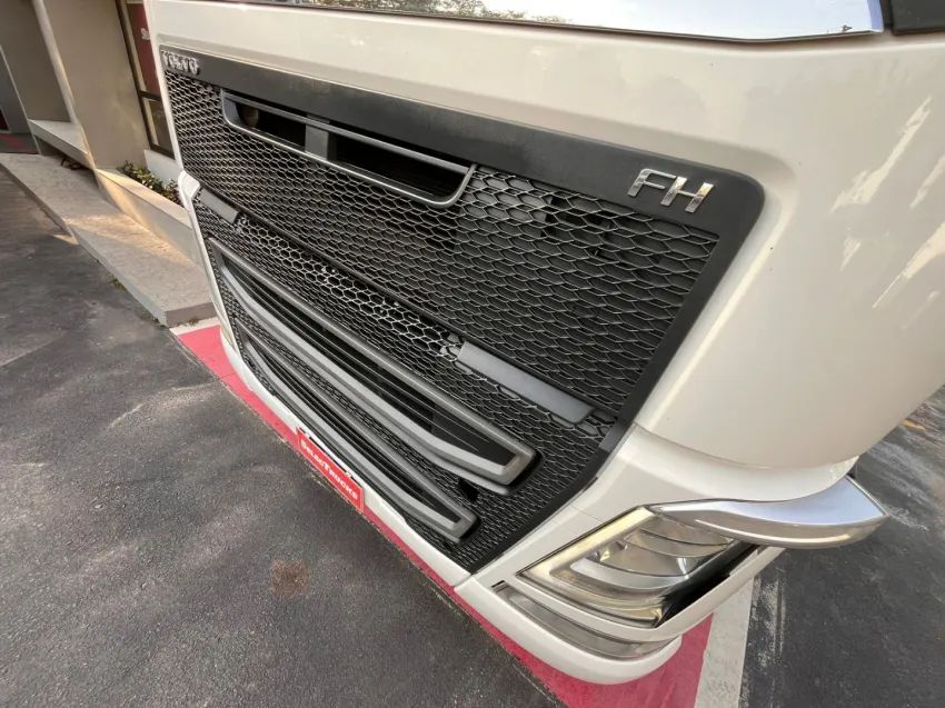 Volvo Globetrotter FH540 6x4 19/20 Selectrucks - Foto 5